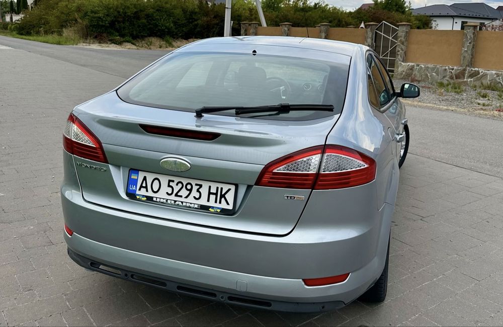 Срочно Ford mondeo