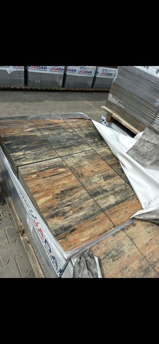 Tania kostka brukowa do wyczerpania zapasów