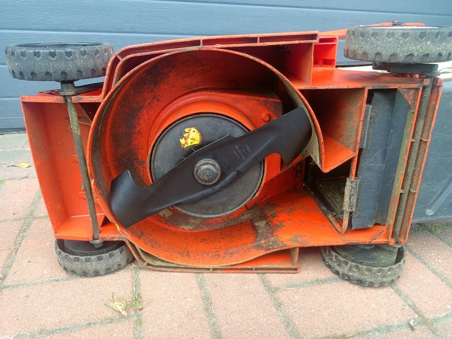 Kosiarka elektryczna Sabo