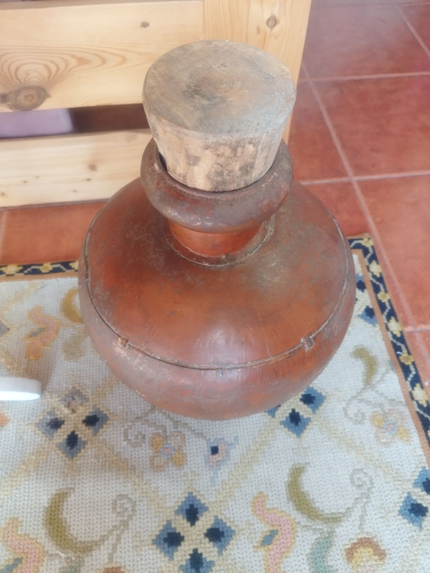 Bilha Antiga em Ferro Forjado –  aprox. 50 cm
