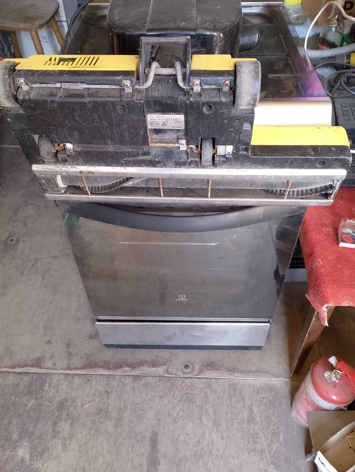 Продам пылесос Karcher