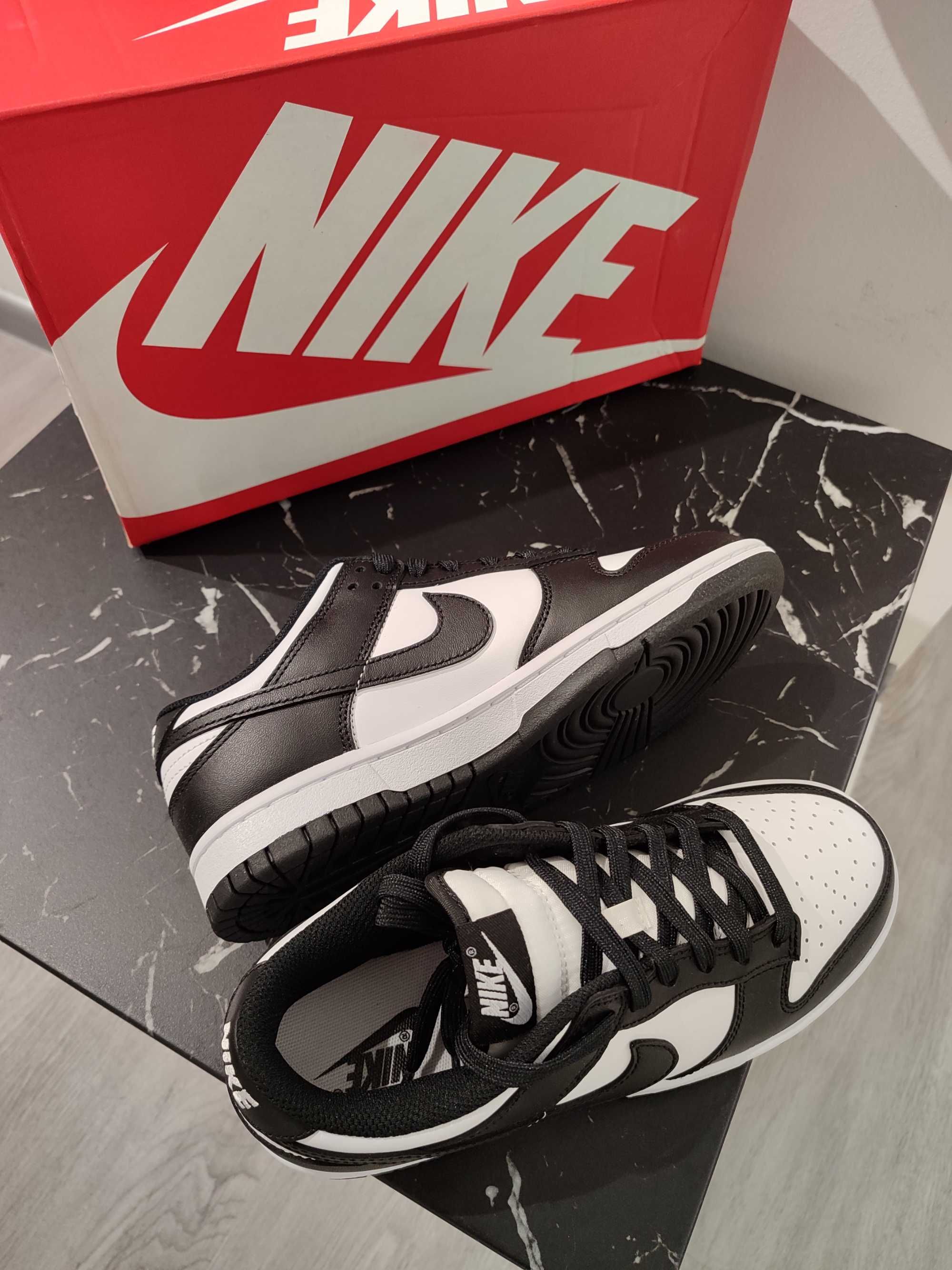 Кросівки NIKE Dunk Low Retro White Black
