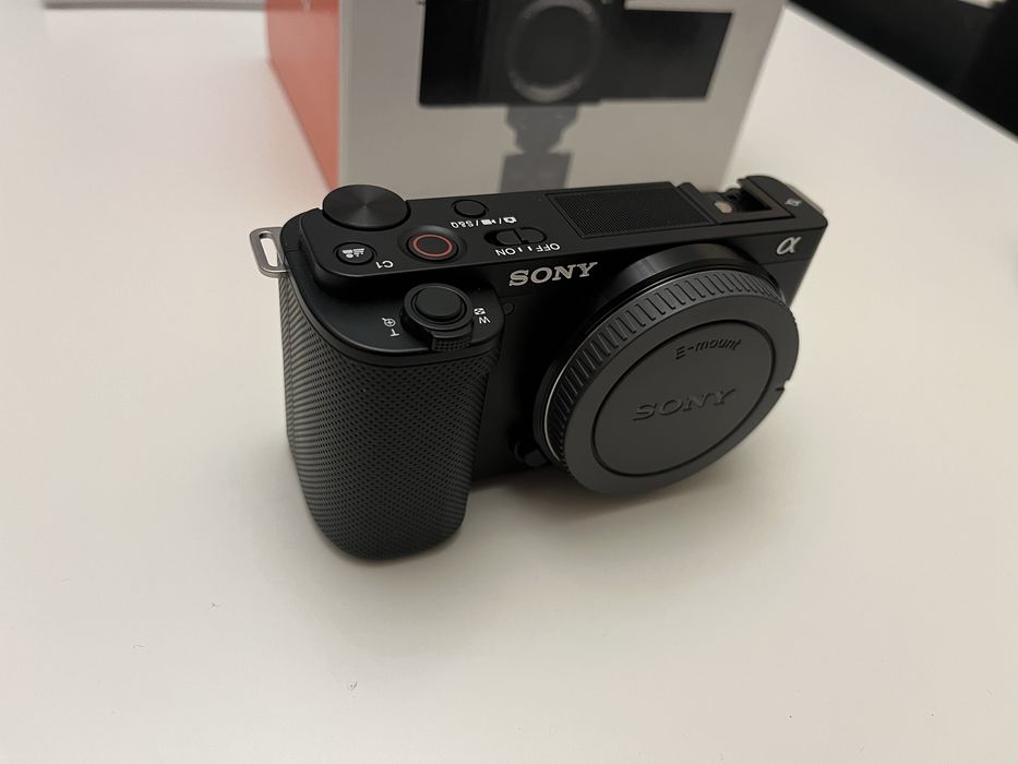 SONY ZV-E10 body, Gwarancja, Świetny stan