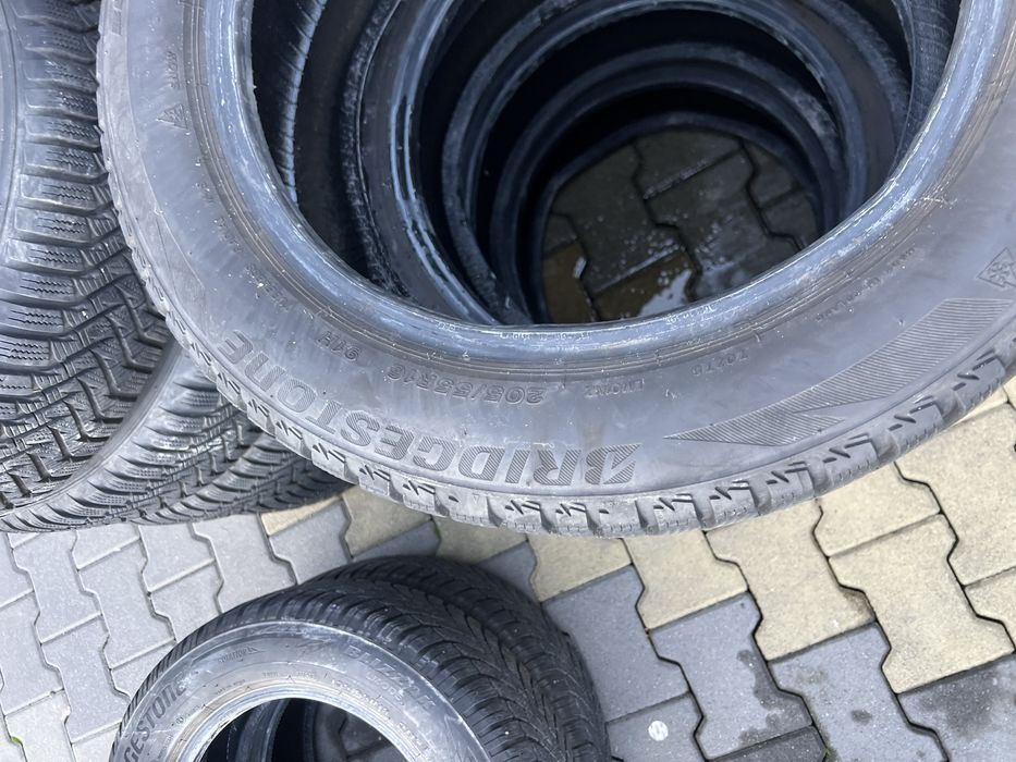 205/55/16 шини у гарному стані