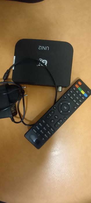 Тюнер Т2,  тв бокс GI Uni 2+