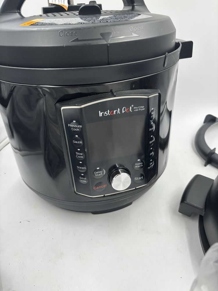Instant Pot pro crisp 11w1 multicooker 7,6l nakladka airfryer