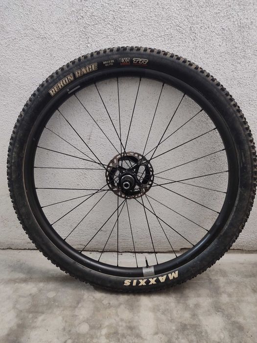 Roda 29" BTT Carbono South Industries 28mm interno