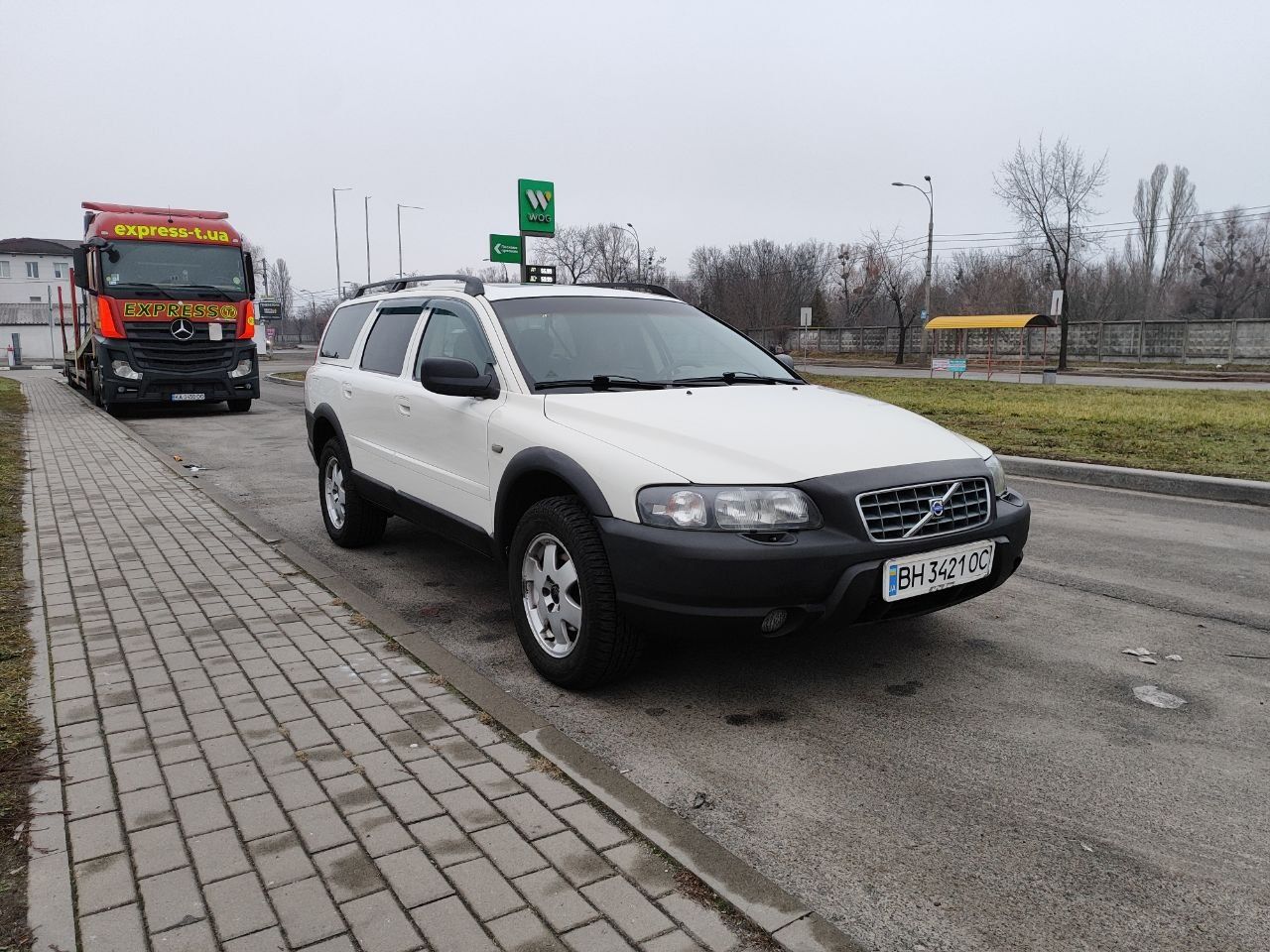 Volvo xc70 2,4гбо автомат
