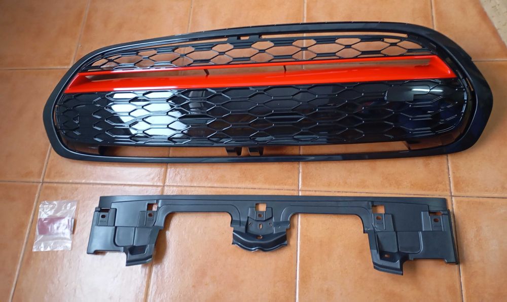 Conjunto grelha GP + moldura preta Mini F55, F56