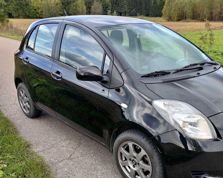 Toyota Yaris 1.3 benzyna 2006 r.