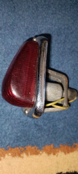 Farol traseiro para bicicletas clássicas