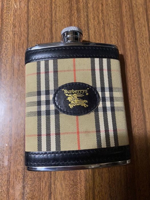 Cantil Burberry - 170ml (6oz)