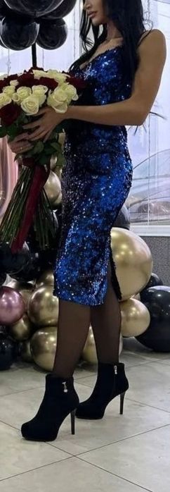 Продам святкову сукню