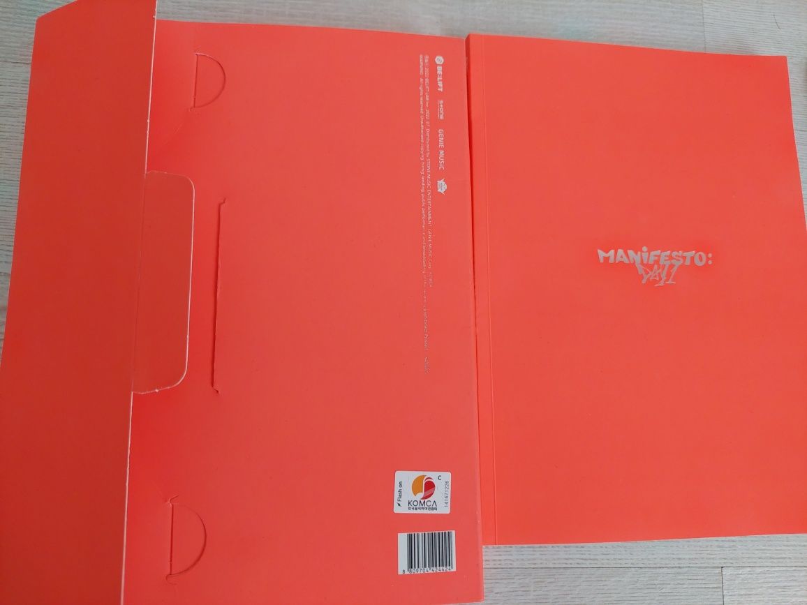 Album K-pop Enhypen Manifesto: day 1