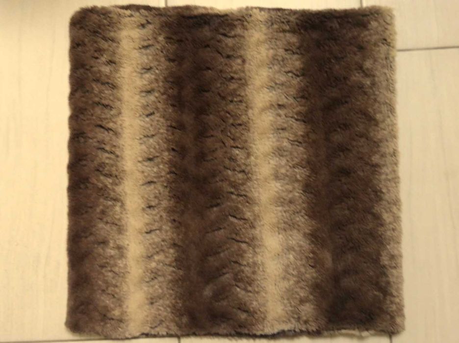 Jak NOWE 2 szt poszewki na poduszki plusz, zameczek