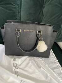 Michael kors selma large a4 saffiano czarna black listonoszka kuferek