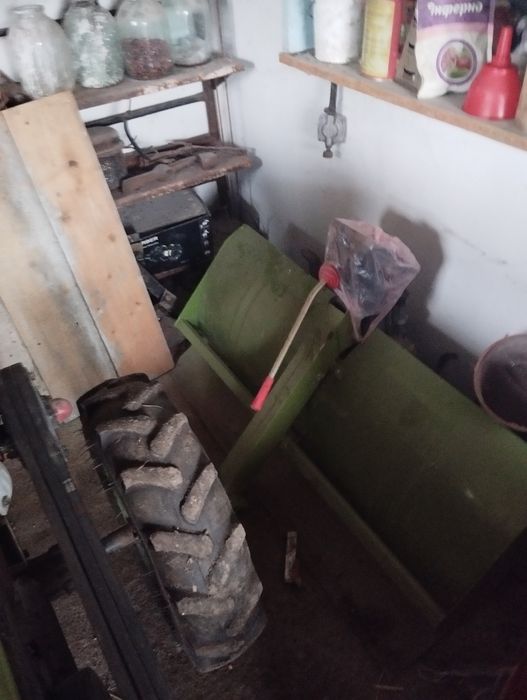 Мотоблок Бізон 12-15