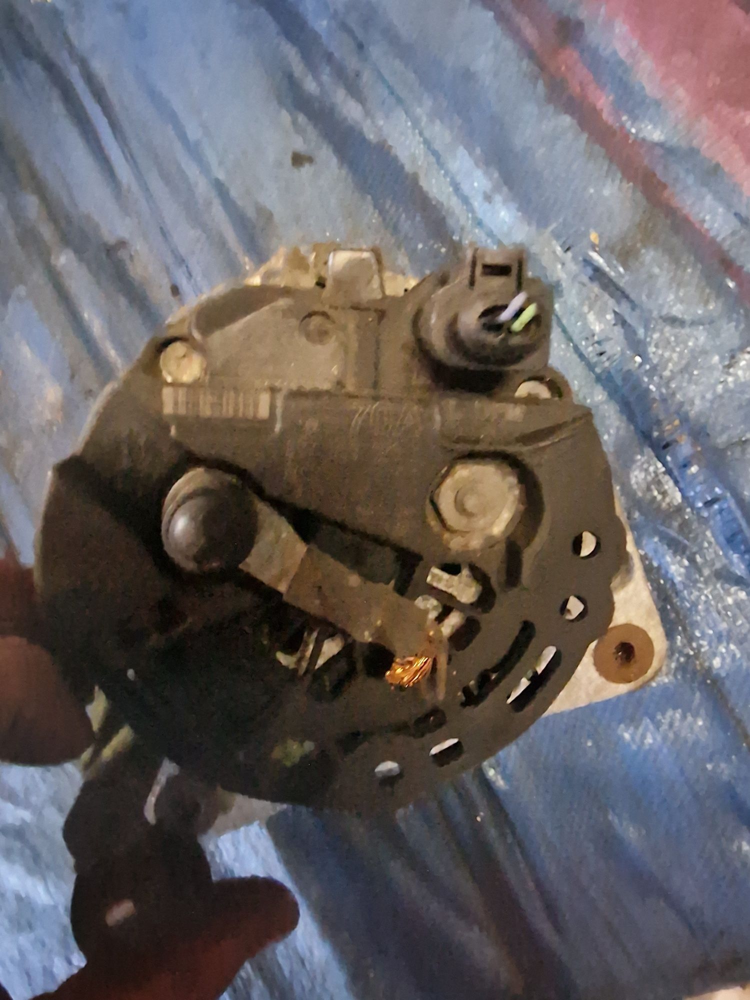 Alternator Volkswagen Golf 4 1.6 benzyna