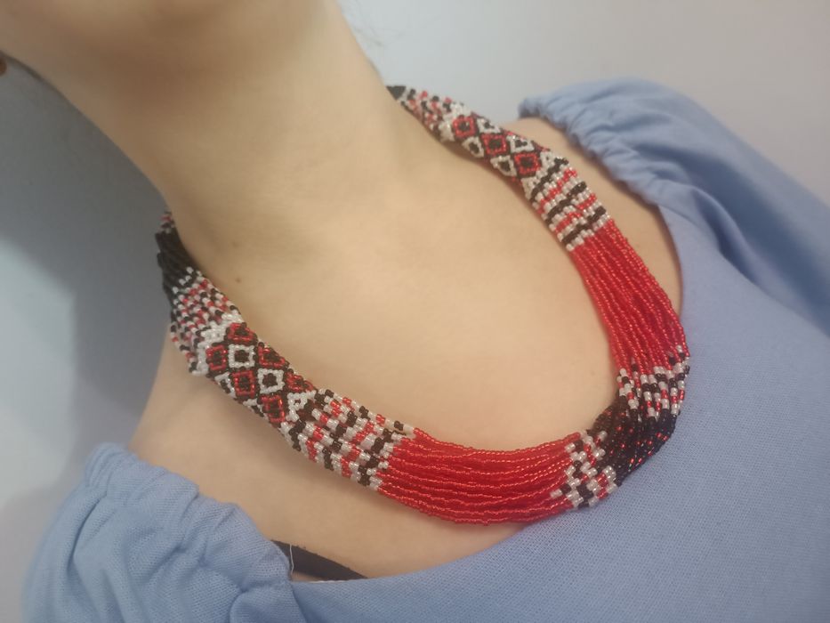 Гердани з кітайського бісеру