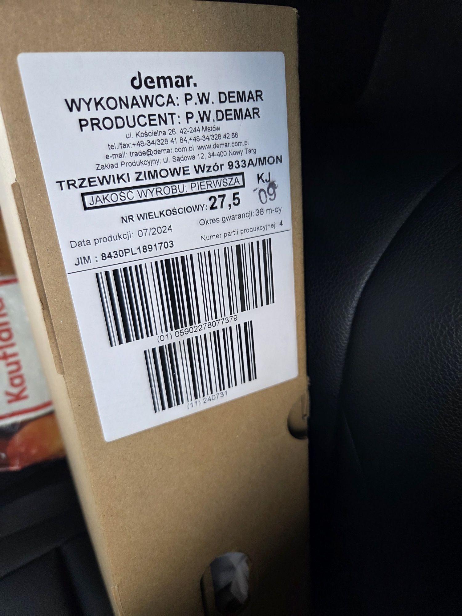 Sprzedam buty zimowe wzór 933A MON