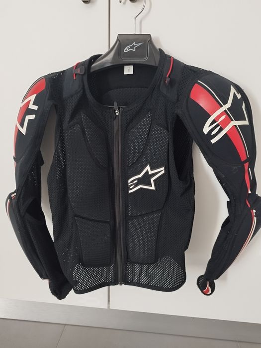 Vários equipamentos de enduro