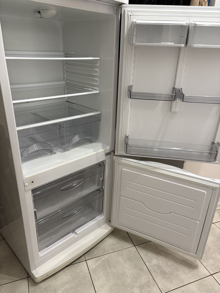 Lodówka  No Frost MPM 150 cm