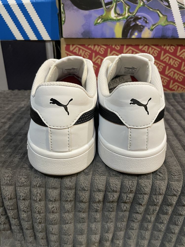 Оригінальні кросівки Puma Smash v2 40(25,5см)