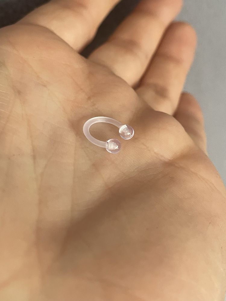 Przezroczysty kolczyk poercing helix septum do ucha i nosa