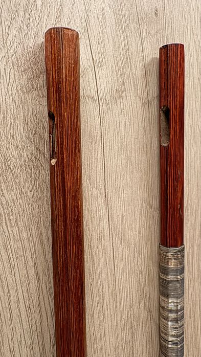 część smyczka do skrzypiec / altówki