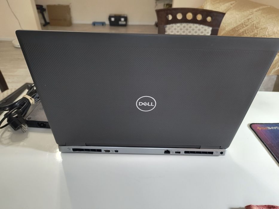 Ноутбук Dell Precision 7740 | 17.3" FHD | i7 / 64 ГБ /512 SSD/RTX 4000