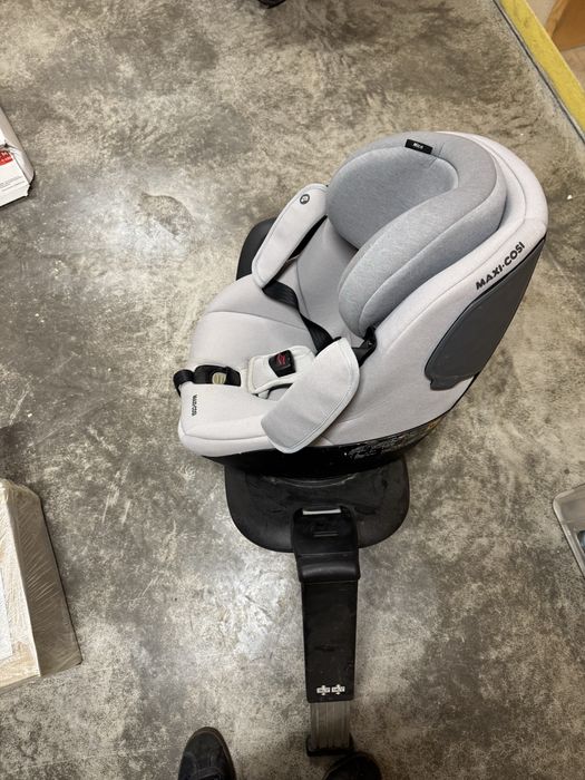 Fotelik samochodowy MAXI COSI obrotowy 360 isofix