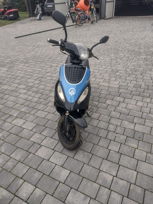 Skuter router classa city niebieski