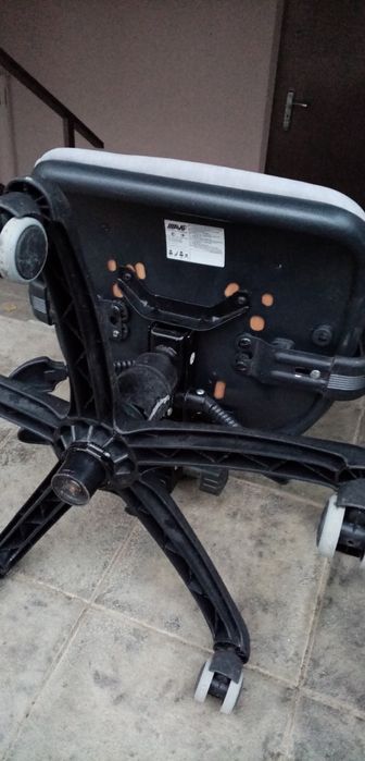 крiсло для офiсу та дому