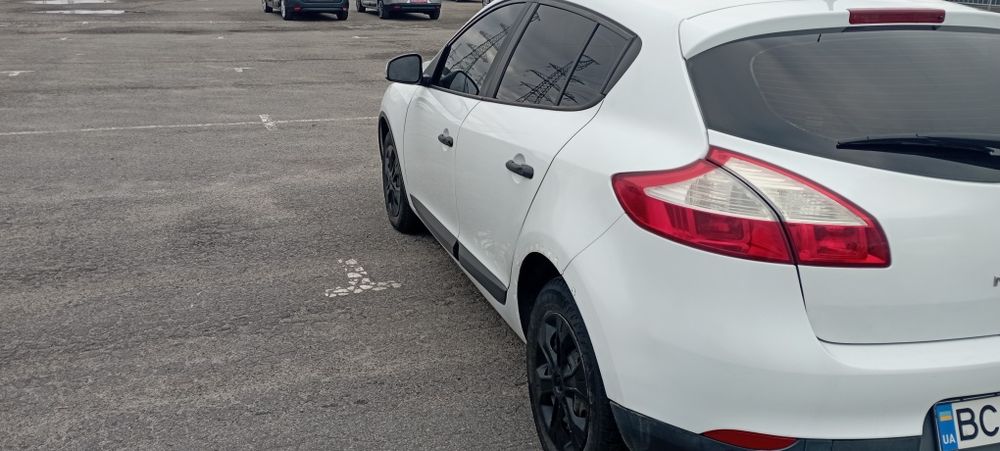 Рено Меган 3 в чудовому стані)