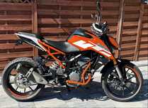 KTM Duke 125. 2017 rok. Transport