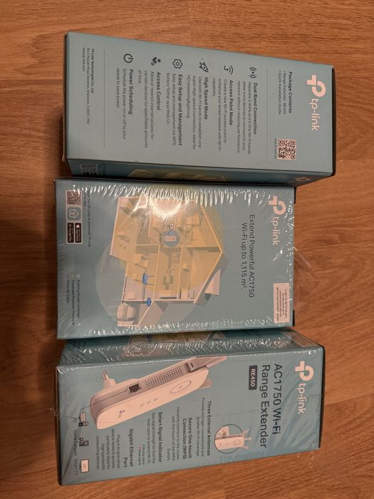 3 Repetidores WiFi AC1750 Tp-Link como novos