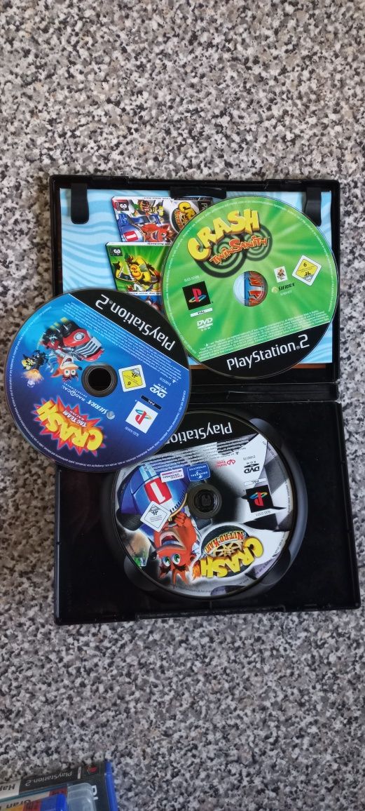 Crash bandicoot action pack+5 jogos Playstation 2/3