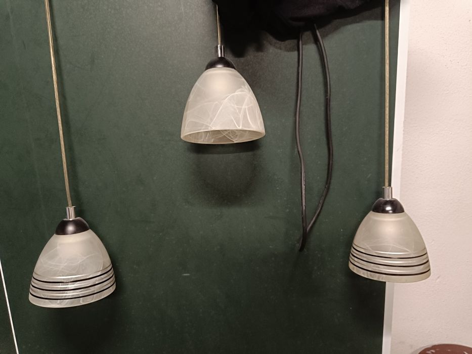 Lampa wisząca nad stół