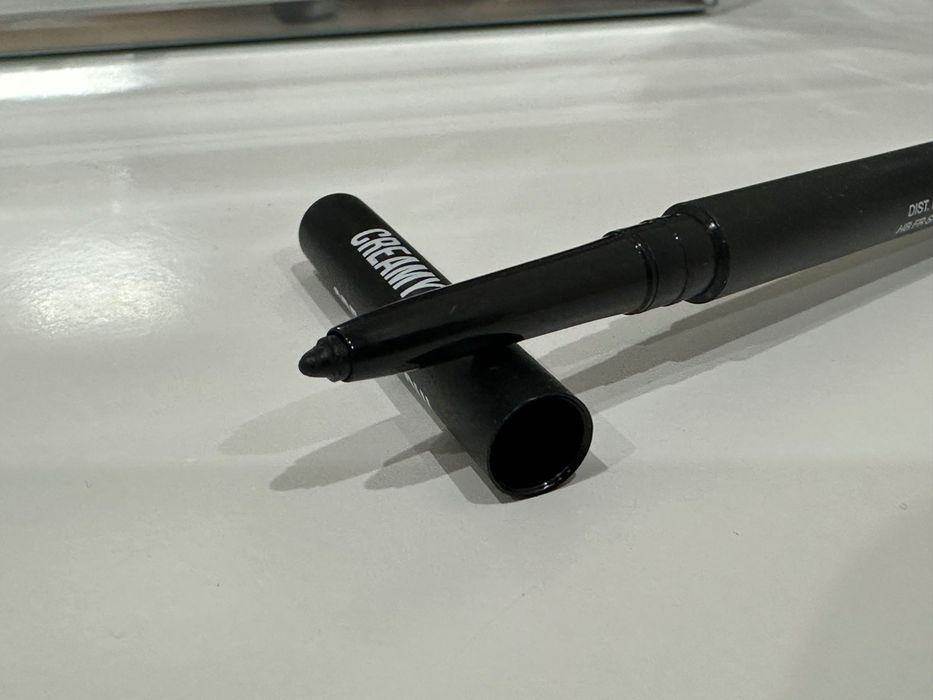 Huda Beauty Creamy Kohl Longwer Eye Pencil - kredka do oczu