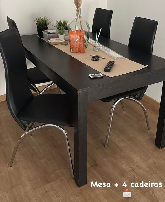 Mesa e cadeiras ikea