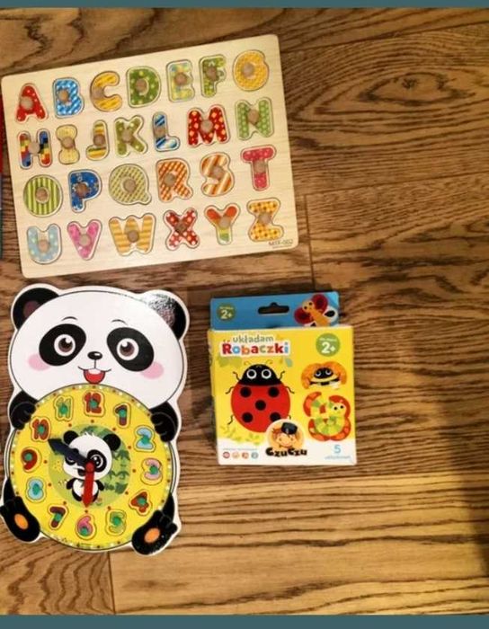 Zestaw puzzle, rybki magnetyczne, książka sensoryczna