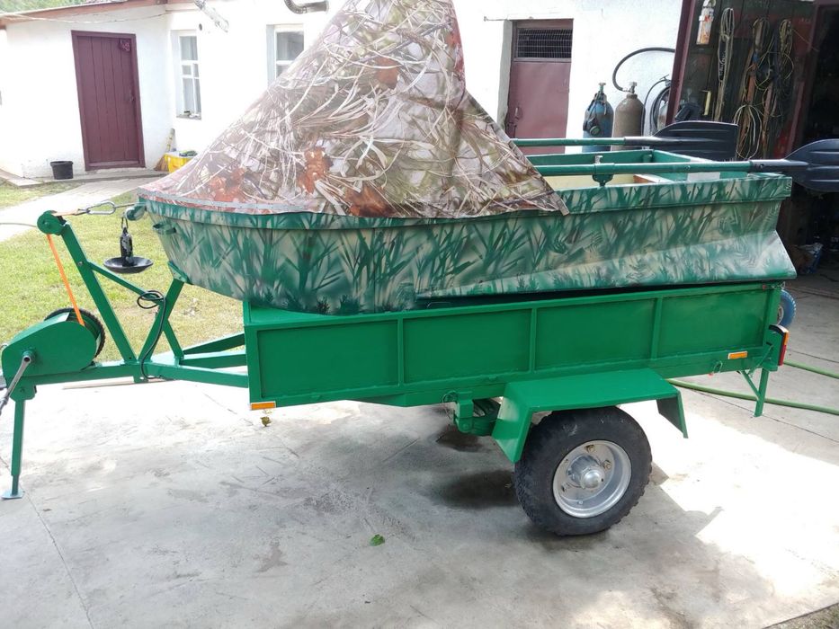 Продам алюмінієву лодку з обладнаним під неї прицепом-лафетом