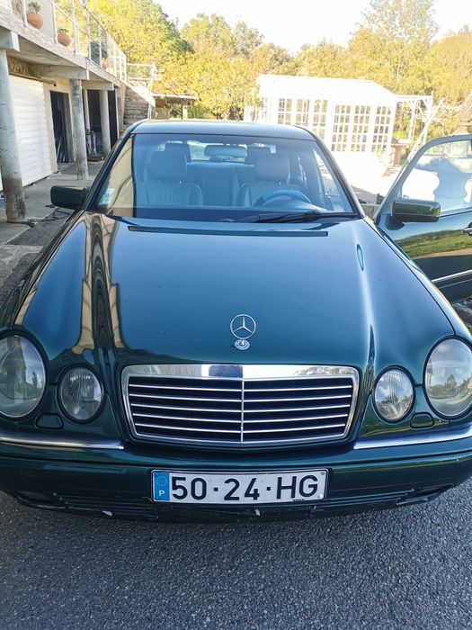 Mercedes-Benz E290 Turbodiesel – 1996 | Automático | 177.100 km