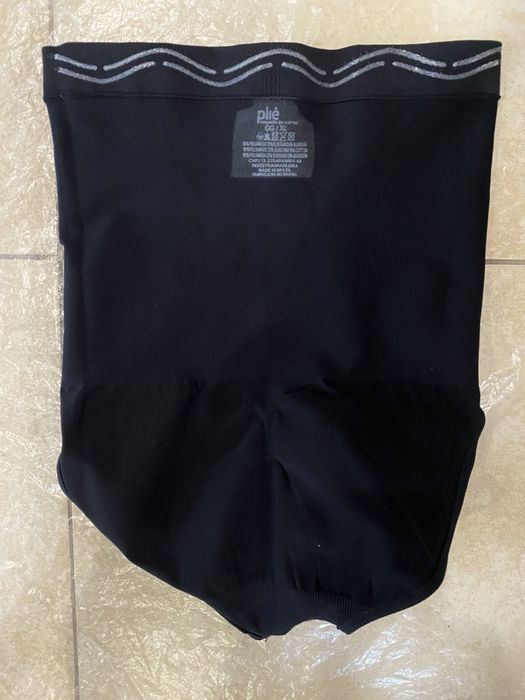 Високі труси з утяжкою корегуючі живіт plie