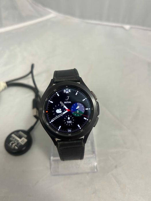 Smartwatch Samsung Galaxy WATCH 4 CLASSIC + ładowarka