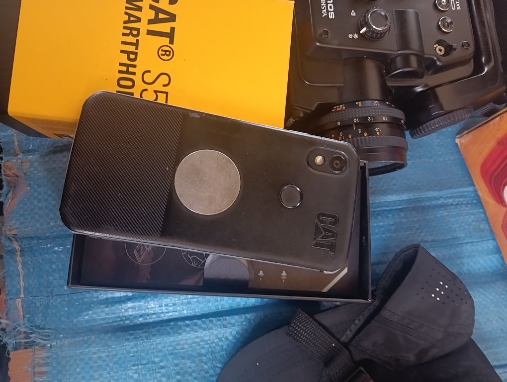 Telefon Cat S52 używany sprawny.