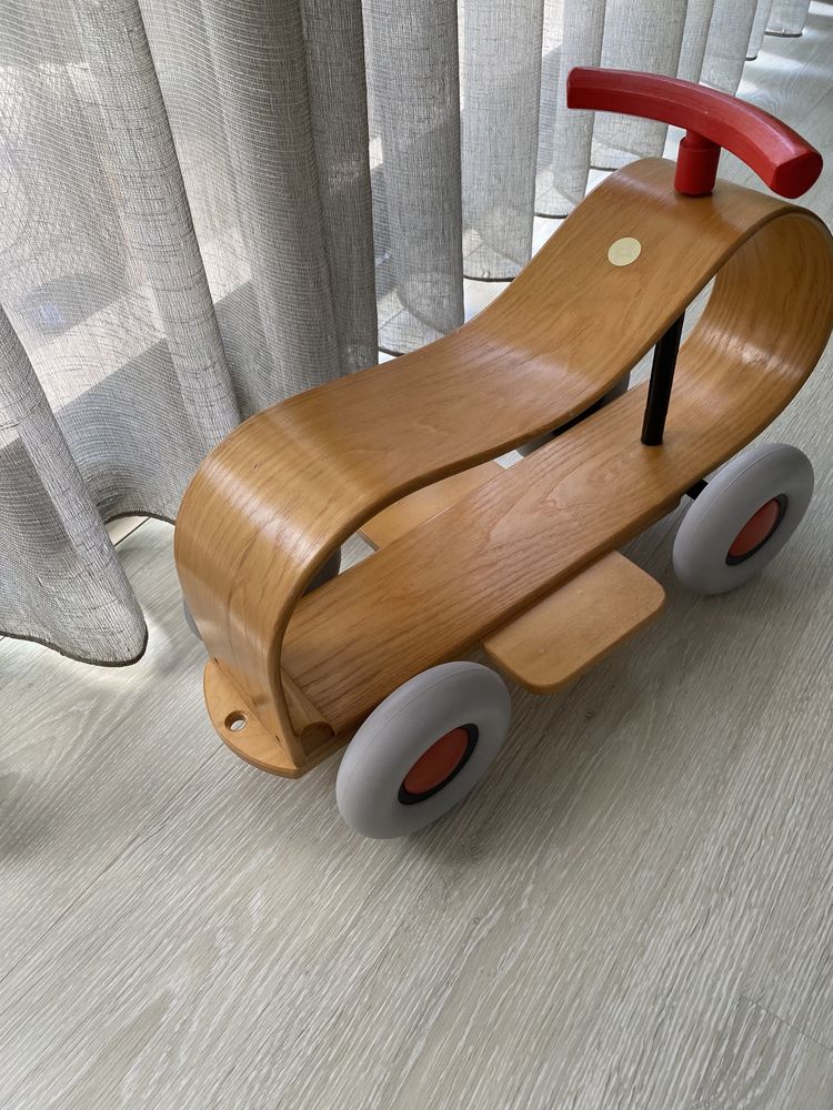 Quadriciclo de criança em madeira