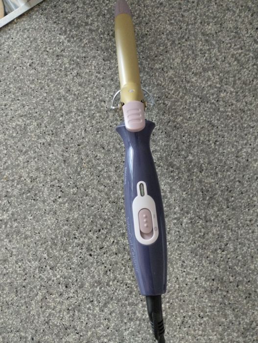 Escova modeladora e alisadores de cabelos