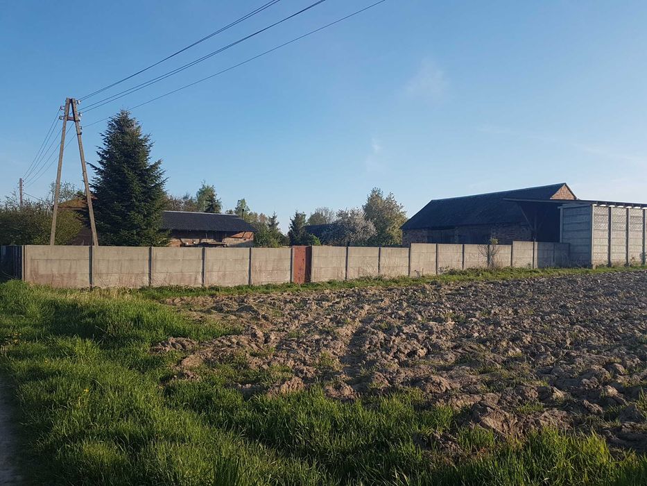 Działka 25 arów z zabudowaniami 440m2 , Ożarów, Agroturystyka