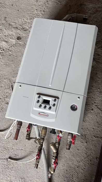 Piec gazowy kocioł Immergas Victrix Tera 28 1 z programatorem